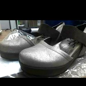 Otbt Migrant wedges size 10